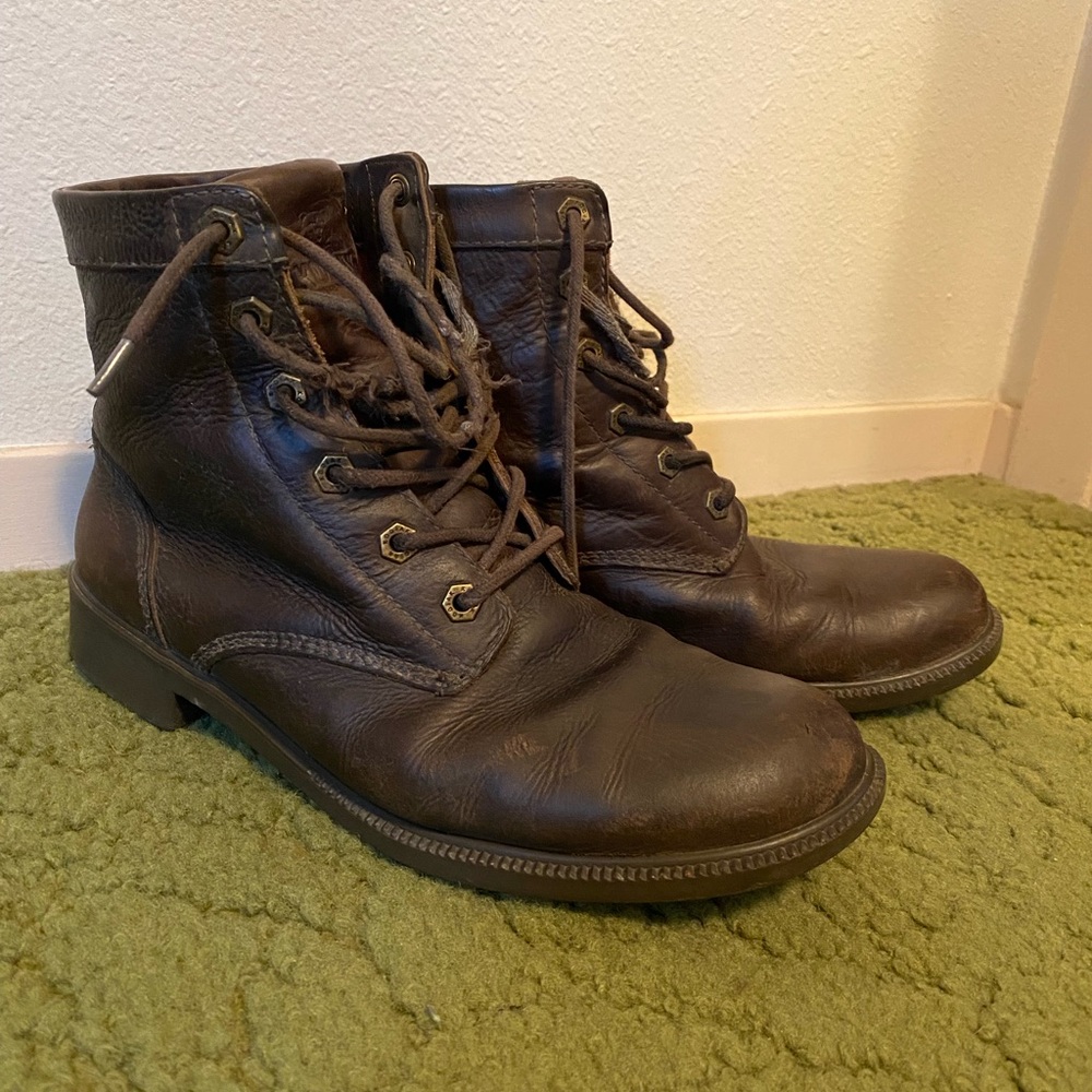Kodiak original all season boots- women’s size 10